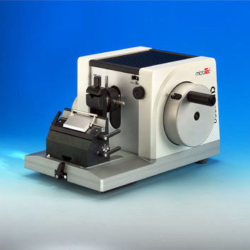 photo of a microtome